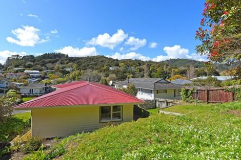 Photo of property in 12 Deller Grove, Silverstream, Upper Hutt, 5019