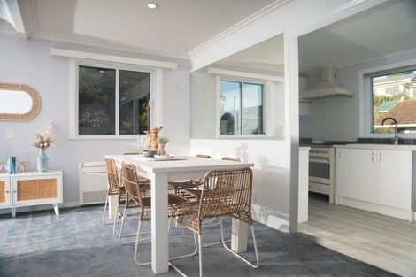 Photo of property in 77 The Parade, Paekakariki, 5034