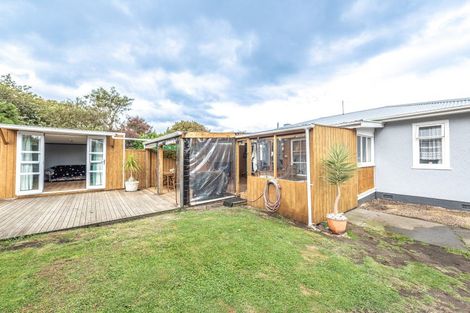Photo of property in 8 Harris Place, Gonville, Whanganui, 4501