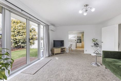 Photo of property in 94 Merrin Street, Avonhead, Christchurch, 8042