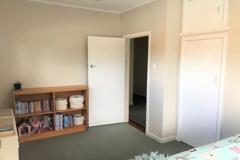 Photo of property in 18 Mcnicol Street, Fairfield, Hamilton, 3214