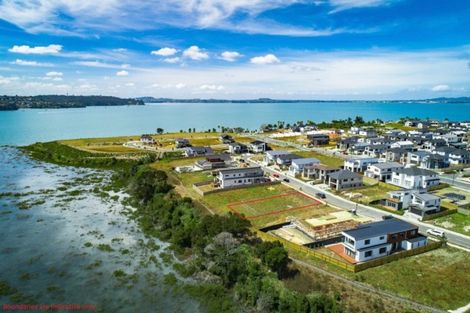 Photo of property in 24 Tai Crescent, Hobsonville, Auckland, 0616