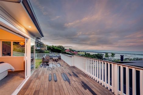 Photo of property in 1/182 Mount Pleasant Road, Mount Pleasant, Christchurch, 8081