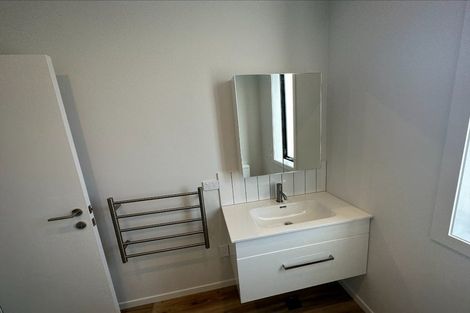 Photo of property in 73 Pipi Place, Levin, 5510