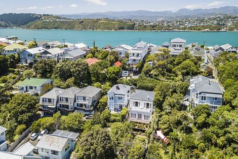 Photo of property in 70 Overtoun Terrace, Hataitai, Wellington, 6021