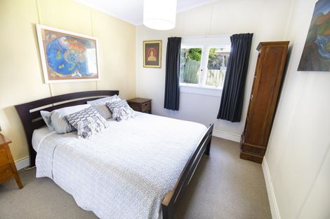 Photo of property in 99 Shakespeare Road, Bluff Hill, Napier, 4110