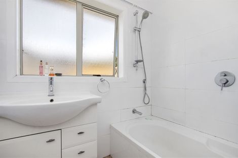 Photo of property in 16 Tuakau Road, Pukekohe, 2120