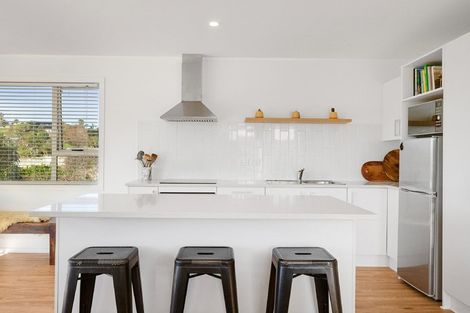 Photo of property in 10 Hillside Avenue, Mangawhai Heads, Mangawhai, 0505