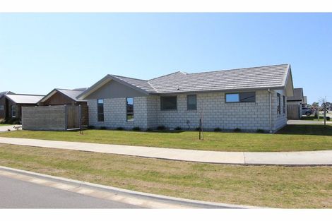 Photo of property in 32 Catalina Crescent, Burleigh, Blenheim, 7201