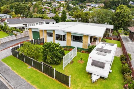 Photo of property in 8a Carr Street, Te Kamo, Whangarei, 0112