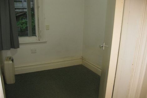 Photo of property in 158 Oriental Parade, Oriental Bay, Wellington, 6011