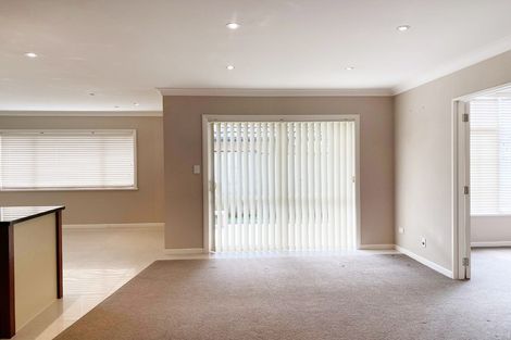 Photo of property in 5 Amapur Place, Flat Bush, Auckland, 2019