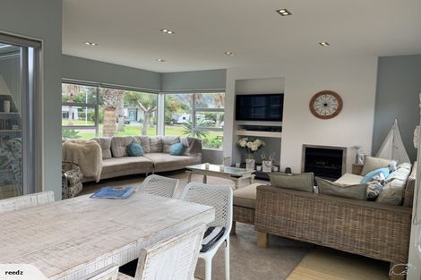 Photo of property in 2 Palm Grove, Waihi Beach, 3611