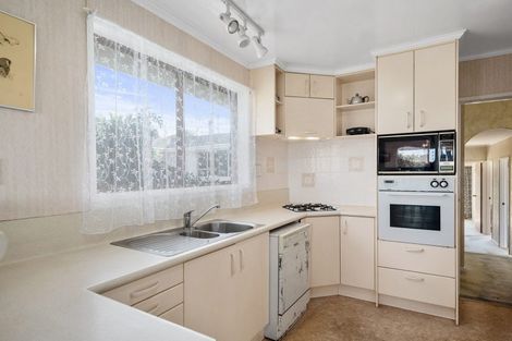 Photo of property in 68 Weatherly Road, Torbay, Auckland, 0630