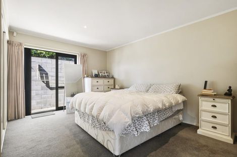 Photo of property in 78d Queens Drive, Lyall Bay, Wellington, 6022