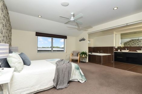 Photo of property in 5b Peninsula Point, Huntington, Hamilton, 3210