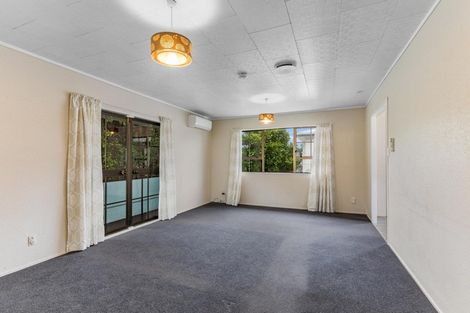 Photo of property in 94 Omapere Street, Whitby, Porirua, 5024
