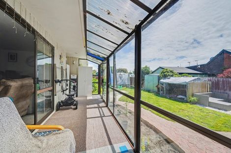 Photo of property in 1/119a Prestons Road, Redwood, Christchurch, 8051