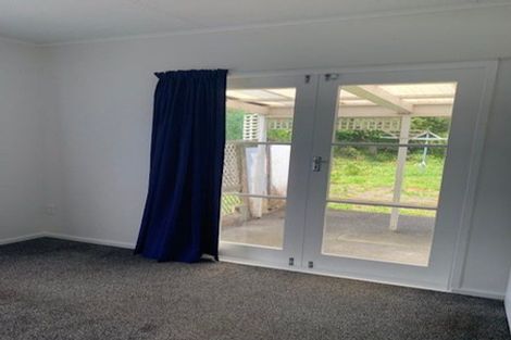 Photo of property in 20 Sullivan Avenue, Mangere Bridge, Auckland, 2022