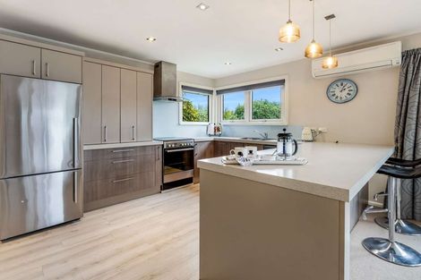 Photo of property in 14 Glenavon Place, Ilam, Christchurch, 8041