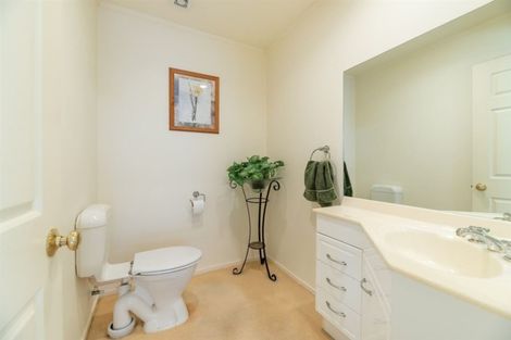 Photo of property in 60a New Windsor Road, New Windsor, Auckland, 0600