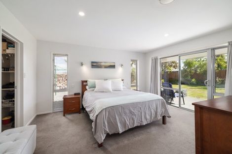 Photo of property in 15 Cairnbrae Drive, Prebbleton, 7604