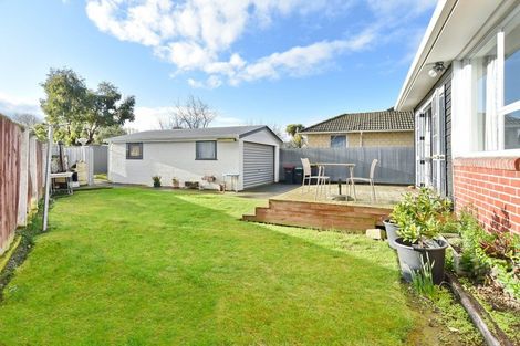Photo of property in 9 Wildwood Avenue, Wainoni, Christchurch, 8061