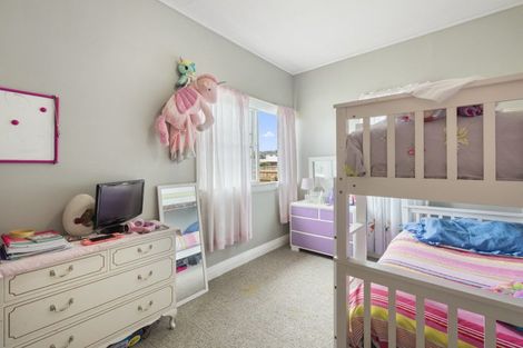 Photo of property in 36 Balmoral Street, Levin, 5510