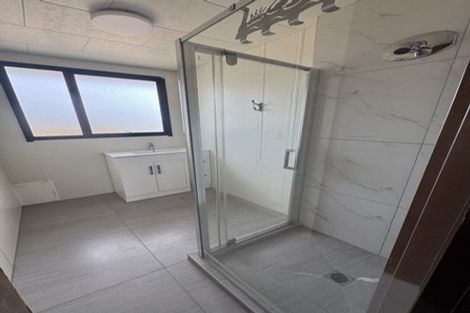 Photo of property in 300 State Highway 16, Kumeu, 0892