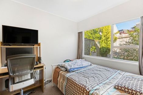 Photo of property in 2/18 Bevyn Street, Castor Bay, Auckland, 0620