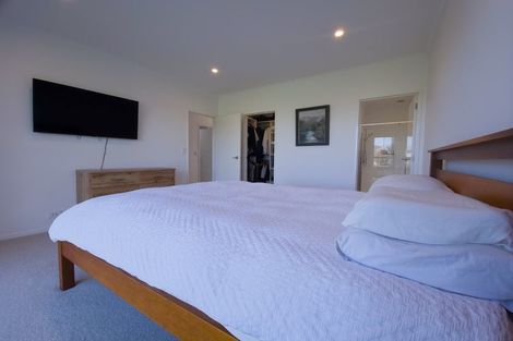 Photo of property in 32 Whenuapai Drive, Whenuapai, Auckland, 0618