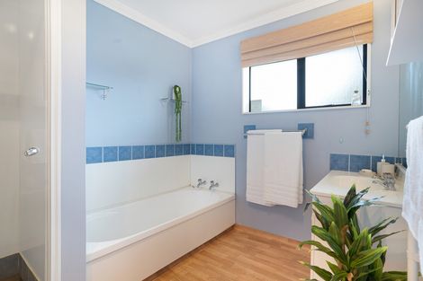 Photo of property in 2a Jones Place, Masterton, 5810