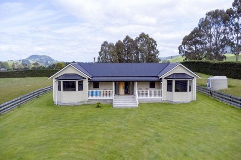 Photo of property in 736 Tukairangi Road, Kinloch, Taupo, 3385