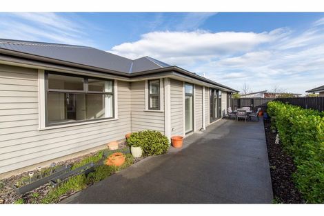 Photo of property in 28 Taiore Crescent, Marshland, Christchurch, 8083
