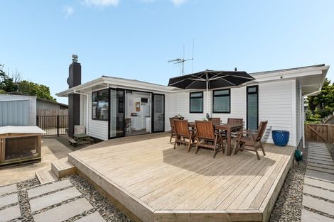 Photo of property in 21 Valley Road, Te Puke, 3119