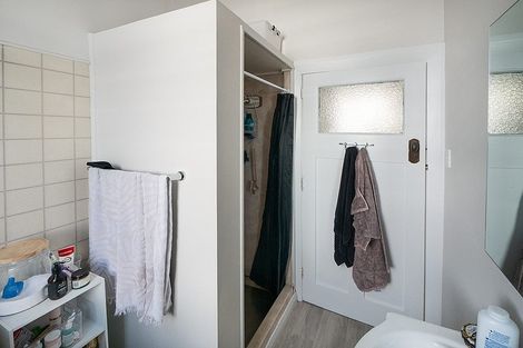 Photo of property in 38 Hargest Crescent, Saint Kilda, Dunedin, 9012