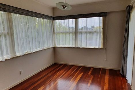 Photo of property in 1 Lorraine Place, Glenview, Hamilton, 3206