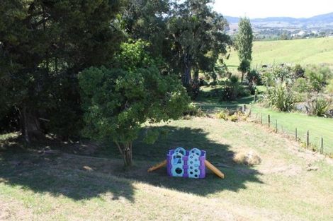 Photo of property in 43 Gorge Road, Maungaturoto, 0520