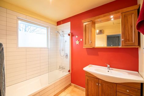 Photo of property in 42 Tancred Street, Linwood, Christchurch, 8011