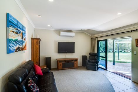 Photo of property in 100 Cohrs Road, Poukawa, Hastings, 4178