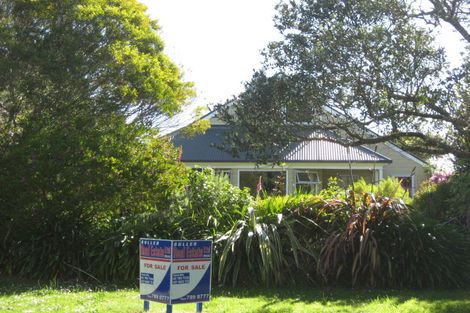 Photo of property in 10 Golf Links Road, Carters Beach, Westport, 7825