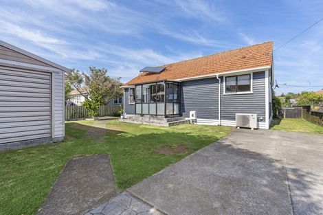 Photo of property in 21 Strange Street, Waitara, 4320