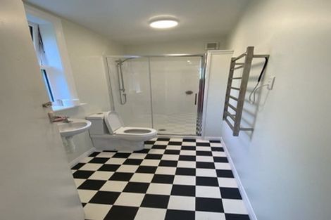 Photo of property in 10a Oriental Terrace, Mount Victoria, Wellington, 6011