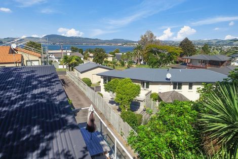 Photo of property in 20b Grand Vue Road, Kawaha Point, Rotorua, 3010