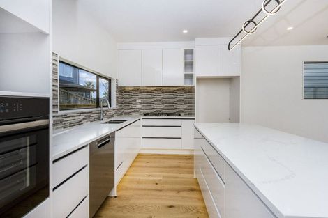 Photo of property in 31b Linwood Avenue, Forrest Hill, Auckland, 0620