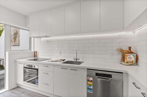 Photo of property in 29a Idris Road, Fendalton, Christchurch, 8052