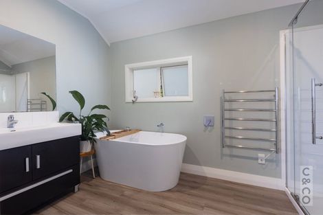 Photo of property in 26 Albert Street, Riverhead, 0820