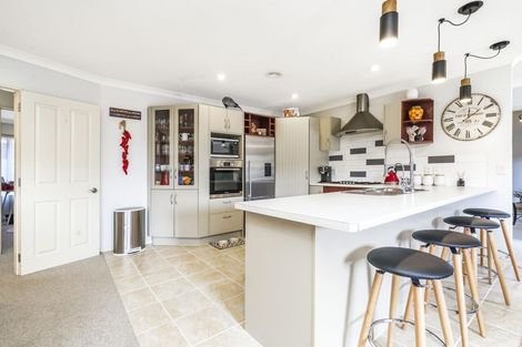 Photo of property in 10 Stratford Place, Huntington, Hamilton, 3210