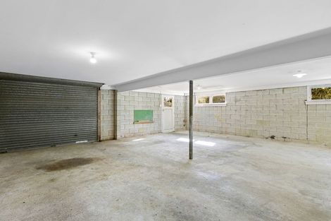 Photo of property in 27 Sunbrae Drive, Silverstream, Upper Hutt, 5019