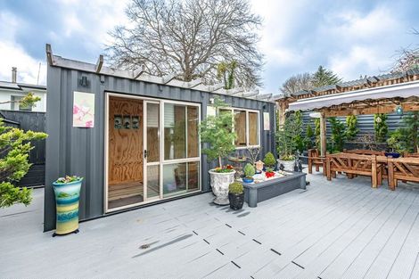 Photo of property in 18 Wanganui Road, Marton, 4710